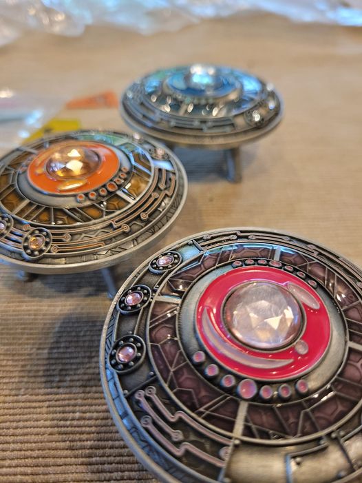 Snag the Tag UFO Beam me up Watson Orange Redemption Coin